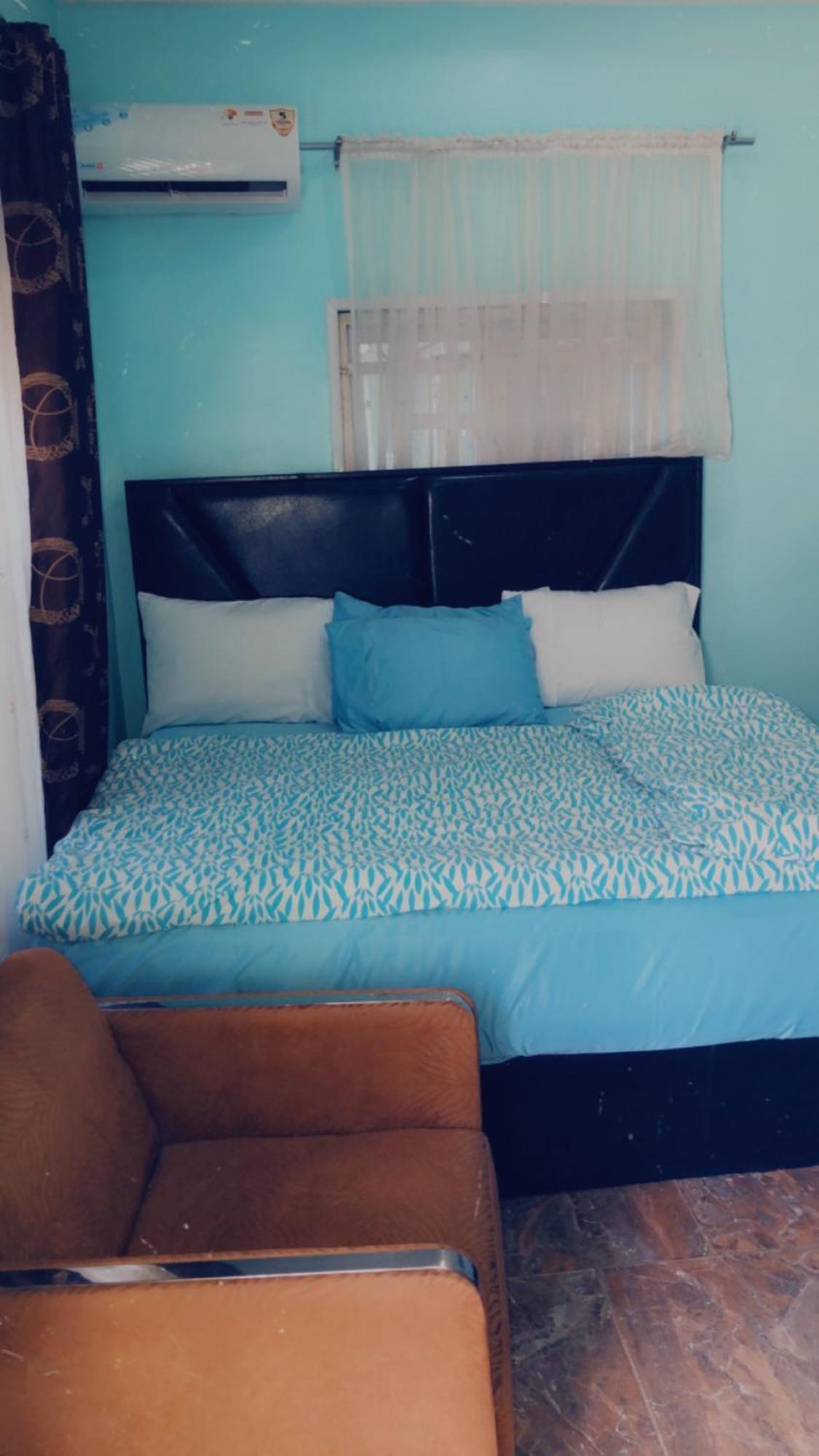 Luxury Place Hotel And Apartments 아부자 외부 사진